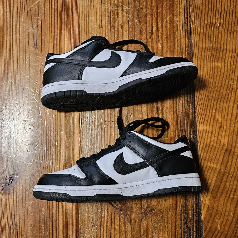 Nike Panda Dunks *EUC* - Picture 5 of 6